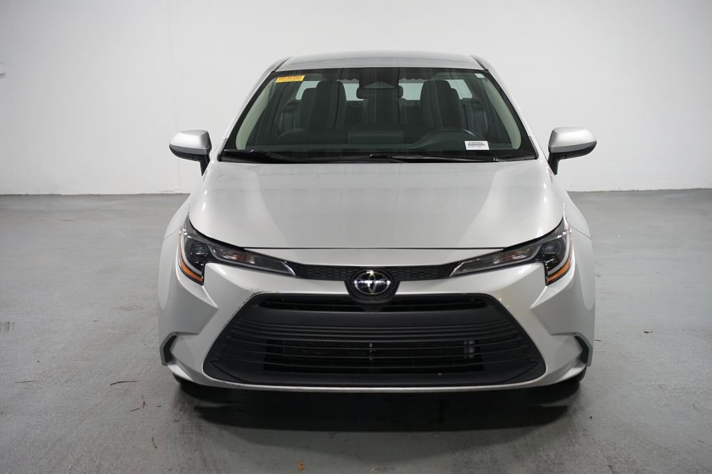2024 Toyota Corolla LE photo 2