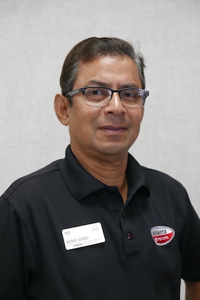 Staff member Monir Ahmed from ID_cc37fda3b719