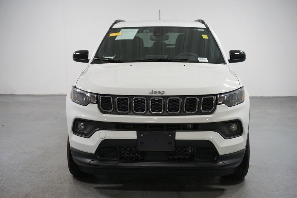 Used 2025 Jeep Compass Latitude SUV