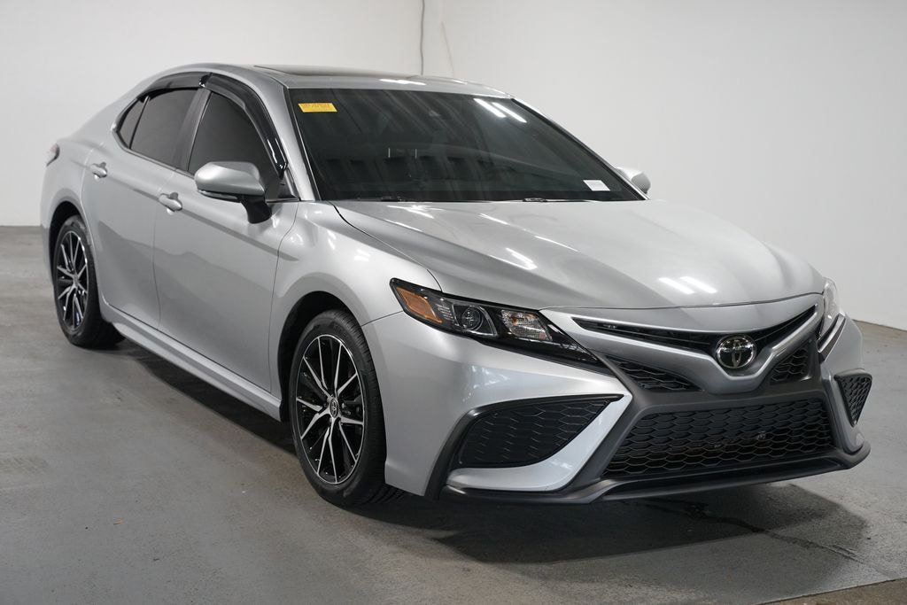 Used 2024 Toyota Camry SE Sedan