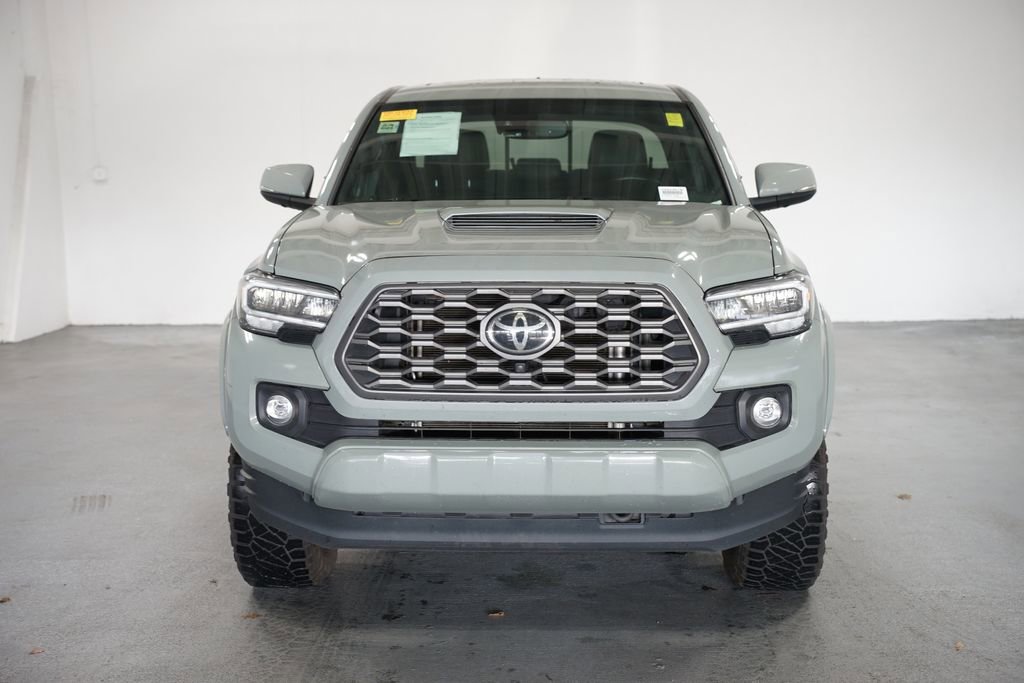 2023 Toyota Tacoma TRD Sport photo 2