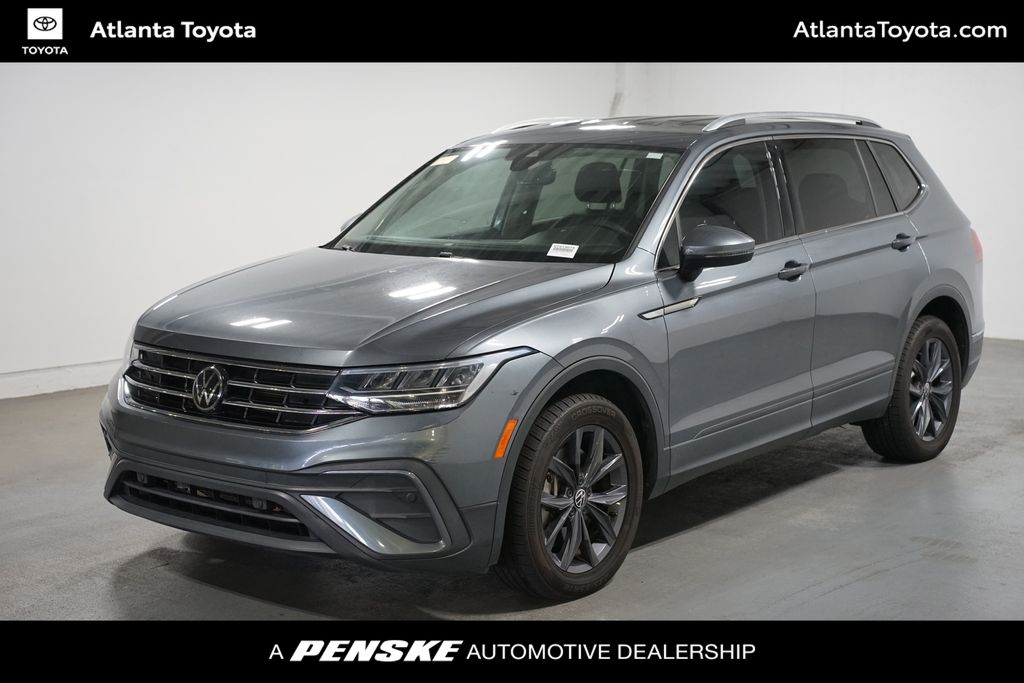 2022 Volkswagen Tiguan 2.0T SE's photo