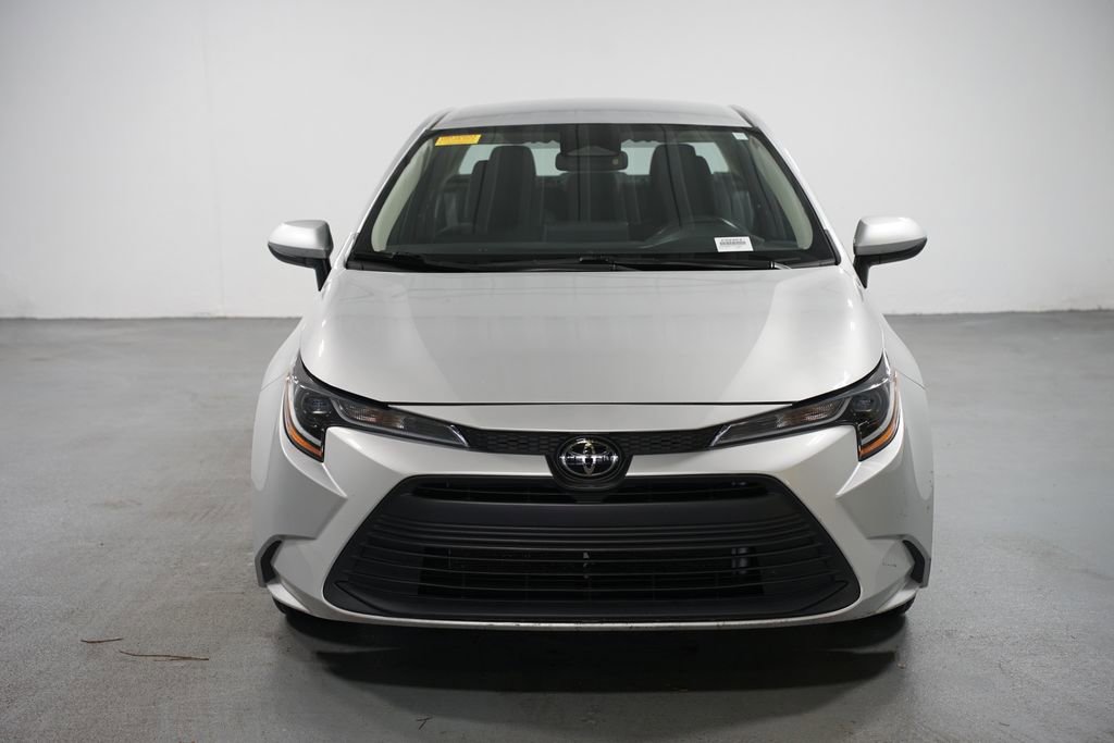 2024 Toyota Corolla LE photo 2