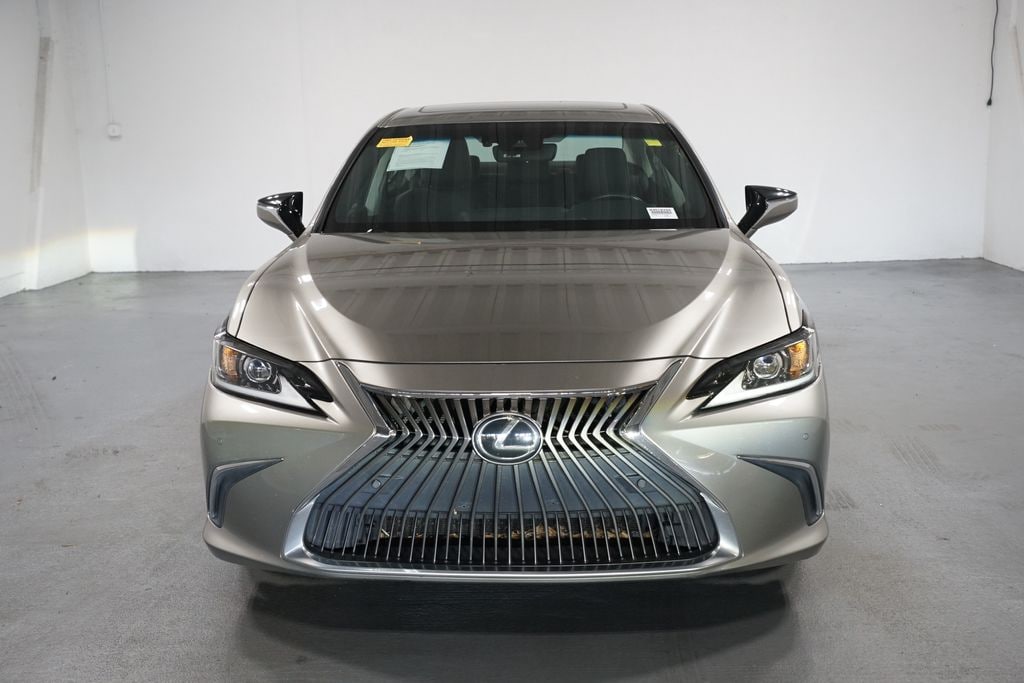 Used 2021 Lexus ES 350 Sedan