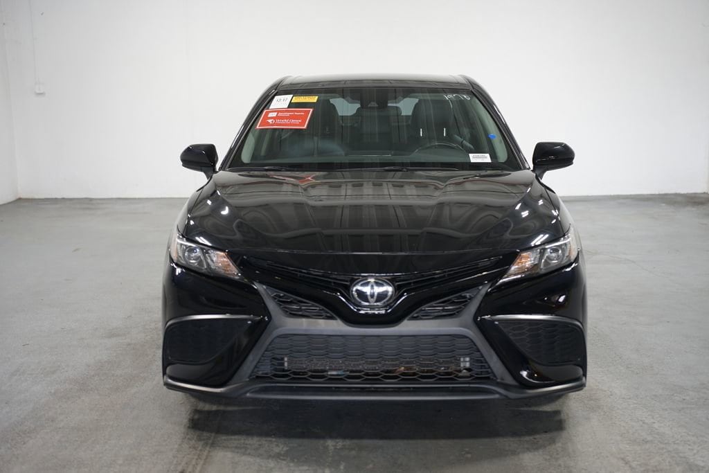 Used 2021 Toyota Camry SE with VIN 4T1G11AK5MU582978 for sale in Duluth, GA
