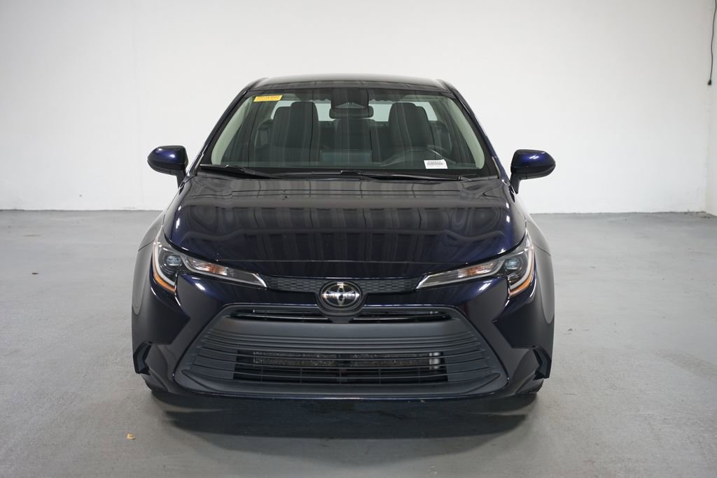 2023 Toyota Corolla LE photo 2