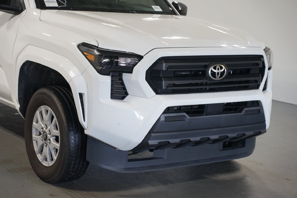 Used 2025 Toyota Tacoma SR Truck