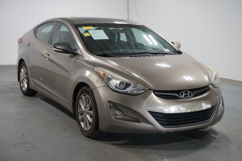 Used 2015 Hyundai Elantra SE Sedan