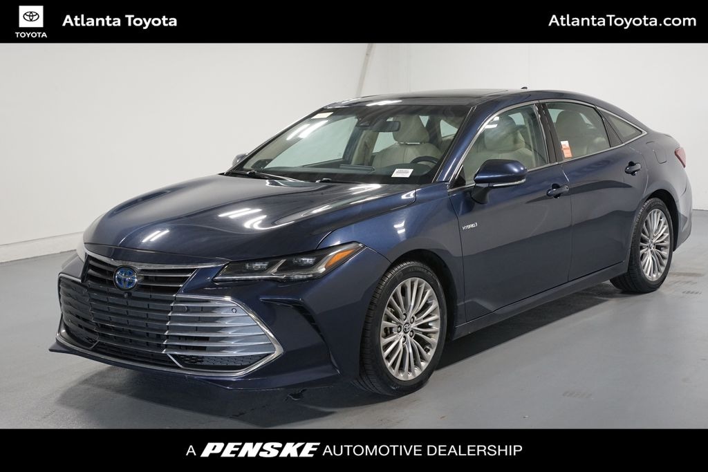 Used 2019 Toyota Avalon Hybrid Limited Sedan