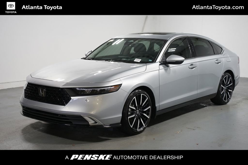 2024 Honda Accord Hybrid Touring's photo