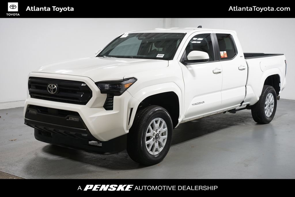 2024 Toyota Tacoma SR5's photo