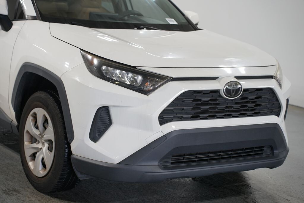 Used 2019 Toyota RAV4 LE SUV