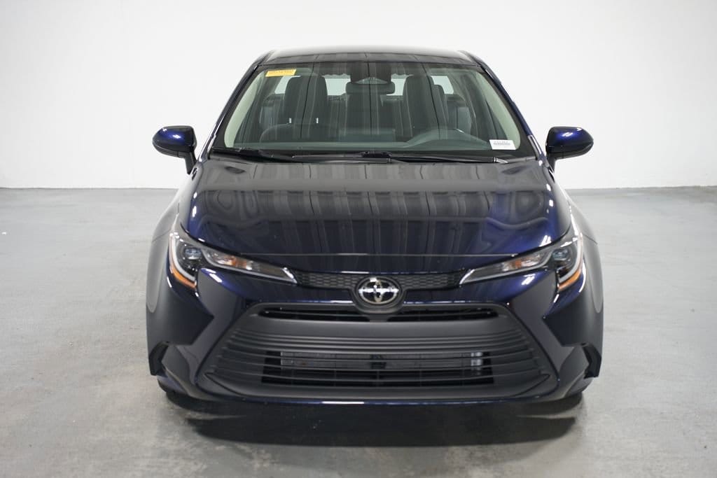 Used 2024 Toyota Corolla LE with VIN 5YFB4MDE6RP087870 for sale in Duluth, GA