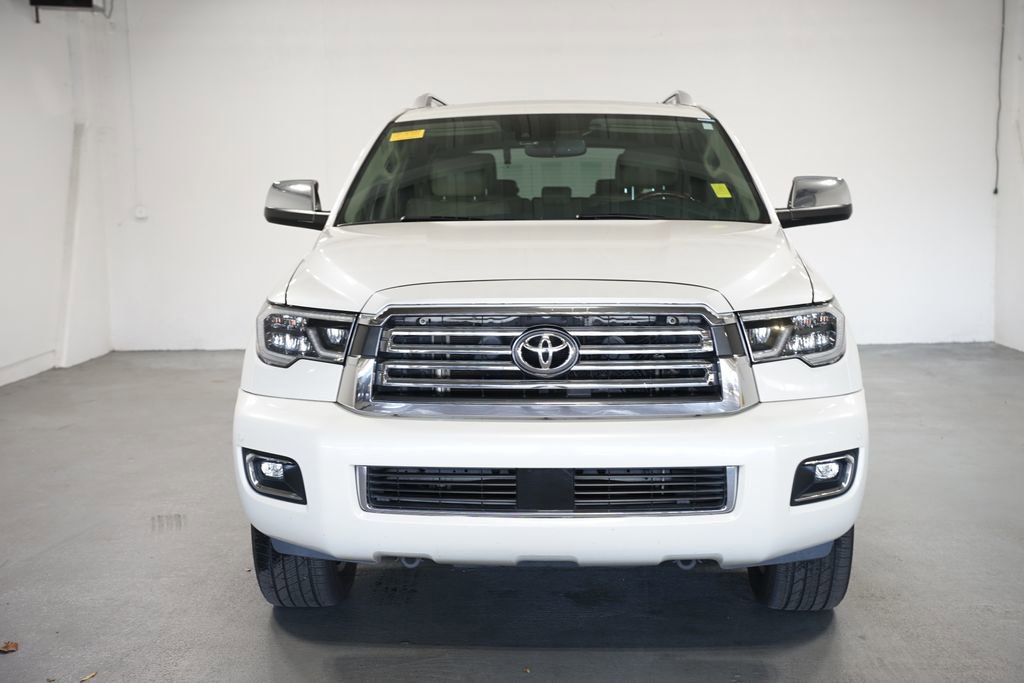 2021 Toyota Sequoia Platinum photo 2