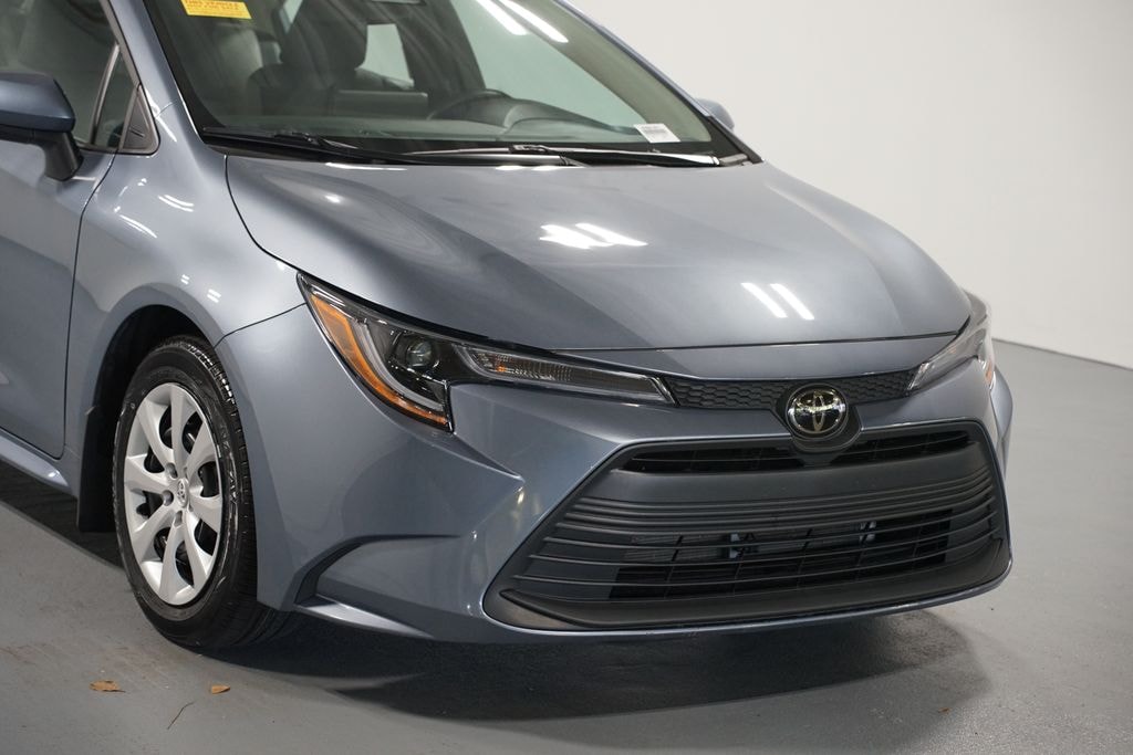Used 2025 Toyota Corolla LE Sedan