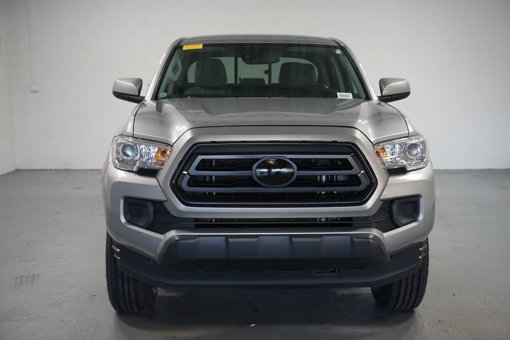 2021 Toyota Tacoma SR5 photo 2