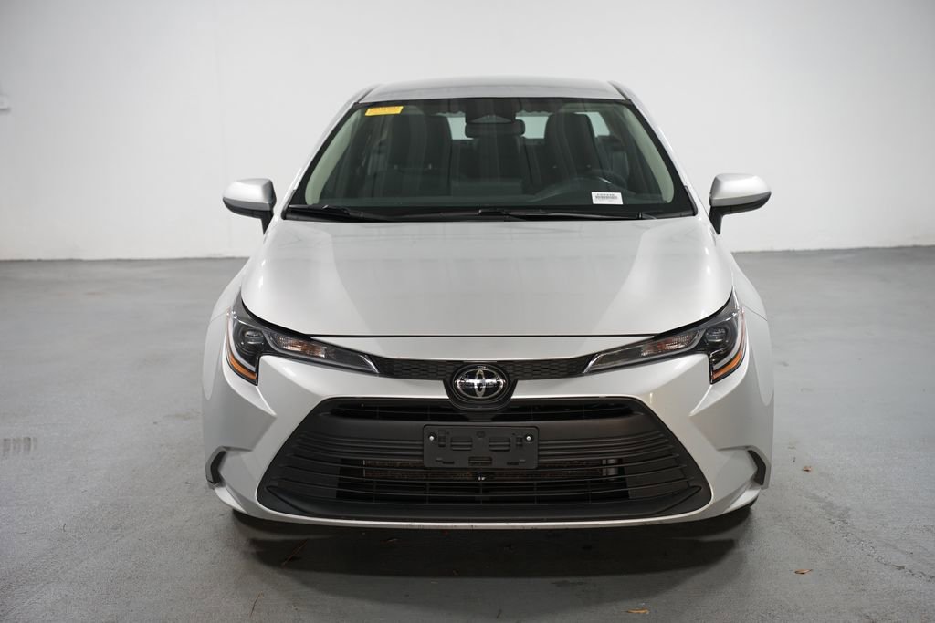 2024 Toyota Corolla LE photo 2