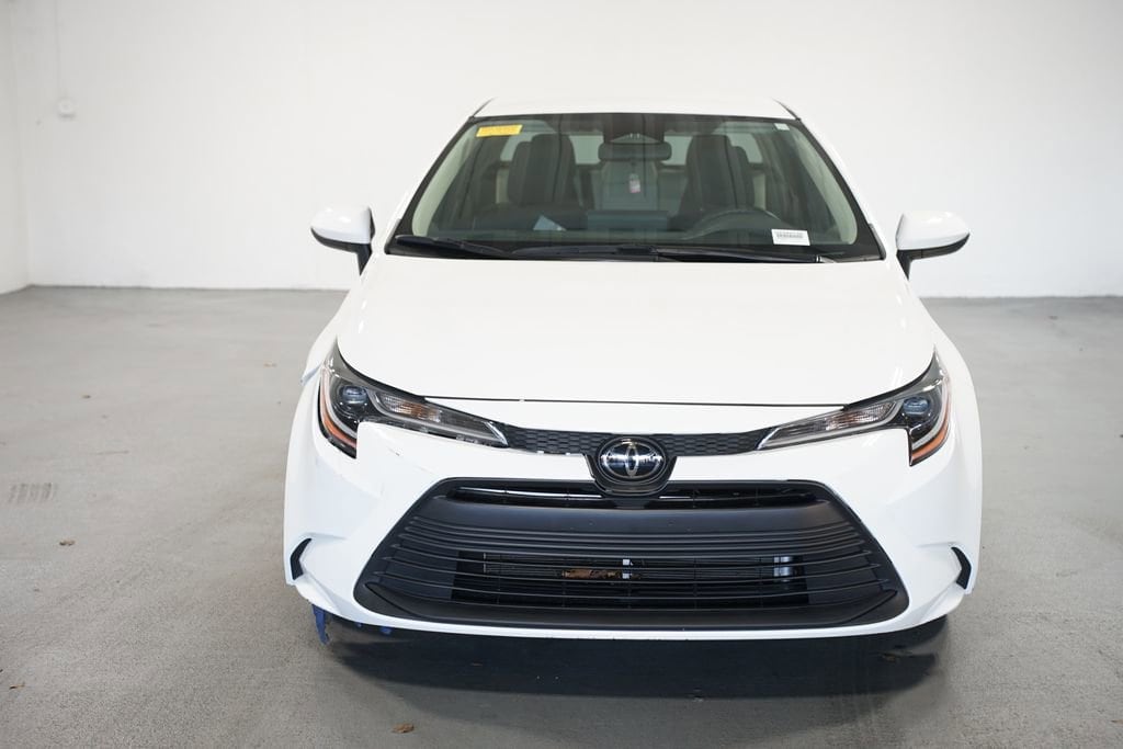 Used 2024 Toyota Corolla LE with VIN 5YFB4MDE0RP090943 for sale in Northfield, Minnesota