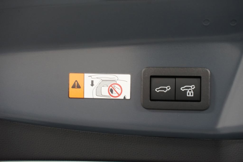 2026 Toyota Prius Plug-in Hybrid XSE Premium - Photo 36
