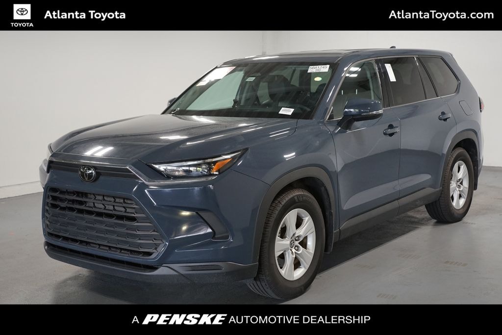 Used 2025 Toyota Grand Highlander LE SUV