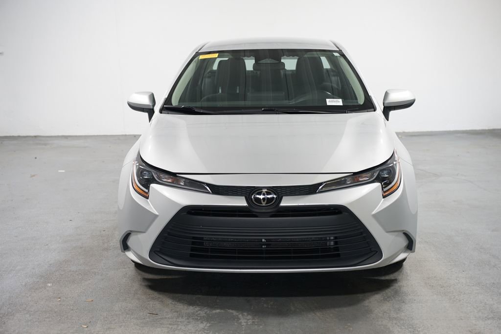 2023 Toyota Corolla LE photo 2