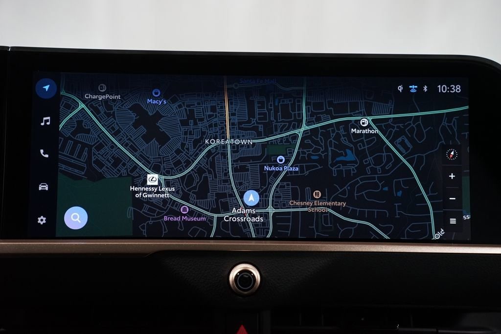 2025 Toyota Crown Signia Limited - Photo 19