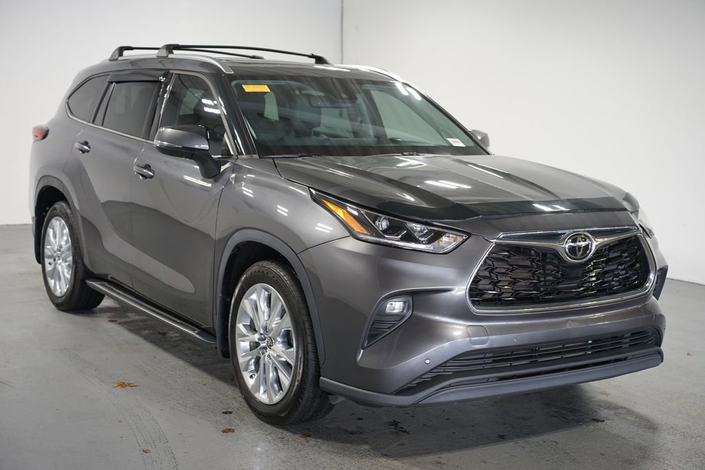 2023 Toyota Highlander Limited Platinum XLE XSE photo 3