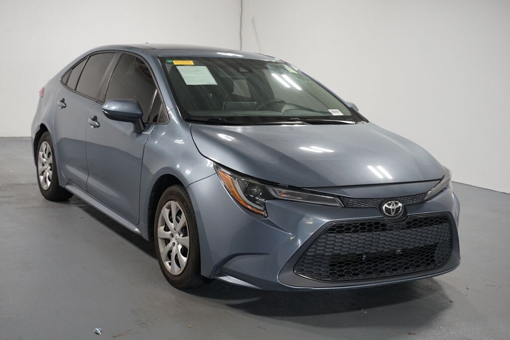 Used 2021 Toyota Corolla LE Sedan
