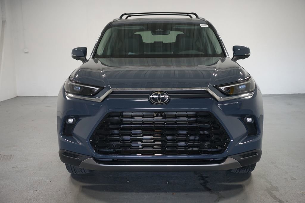 2026 Toyota Grand Highlander Limited photo 2