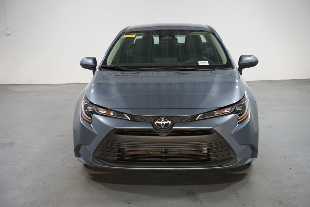 2024 Toyota Corolla LE photo 2