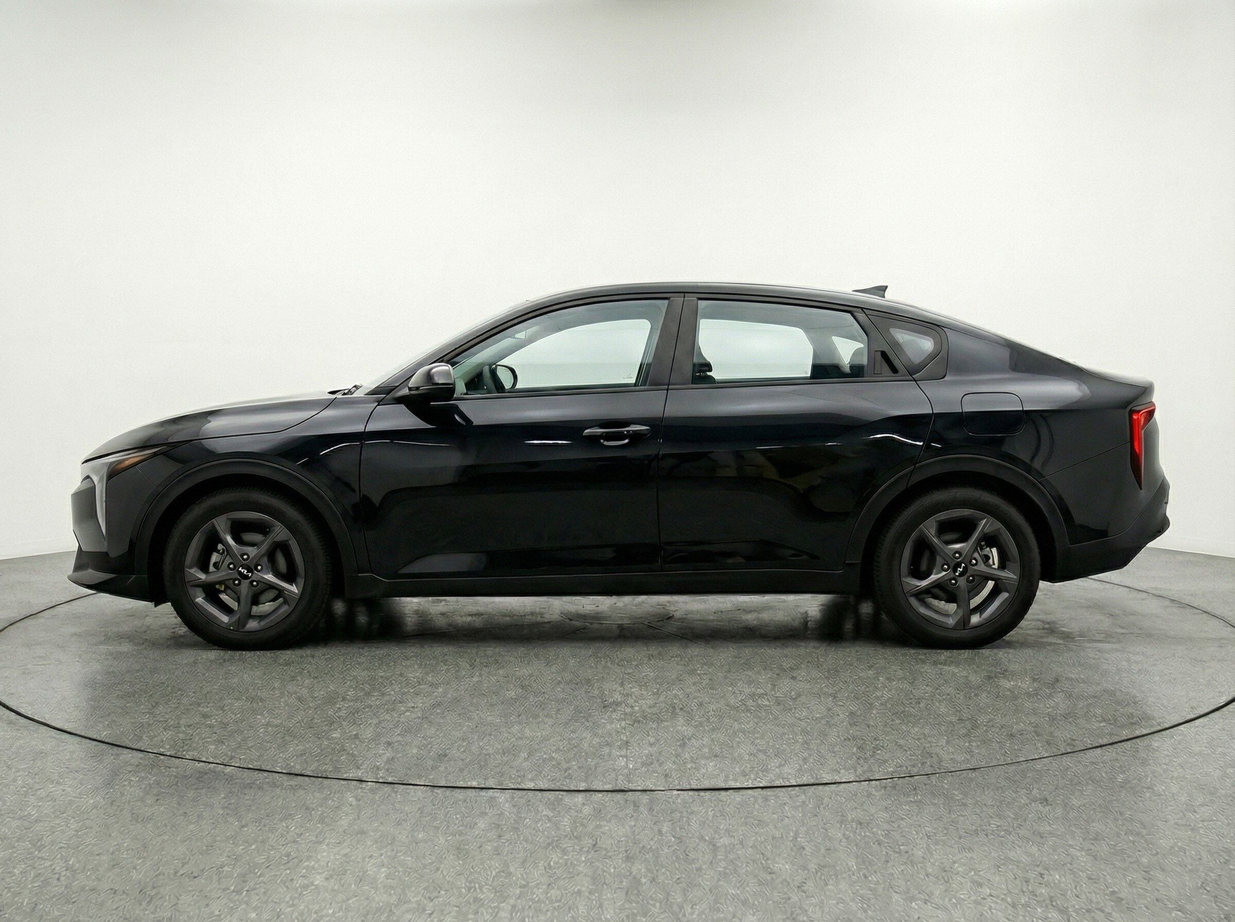 Thumbnail: 2025 Kia K4 - 4