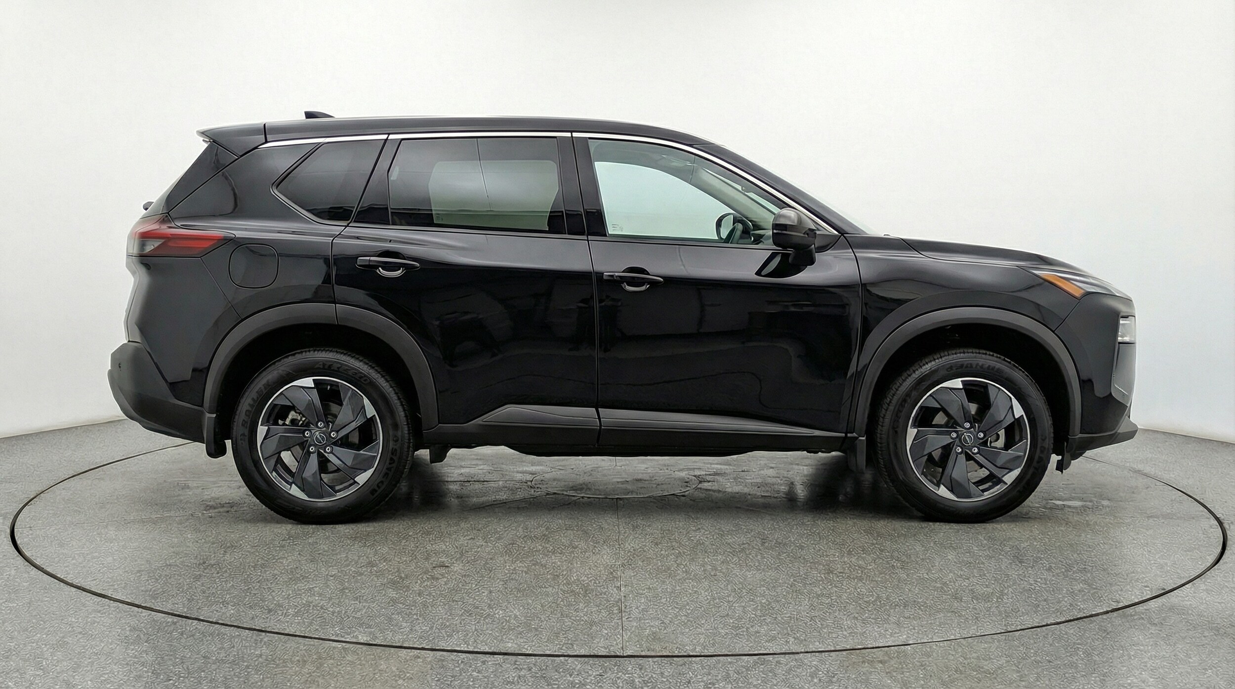 Thumbnail: 2025 Nissan Rogue - 8