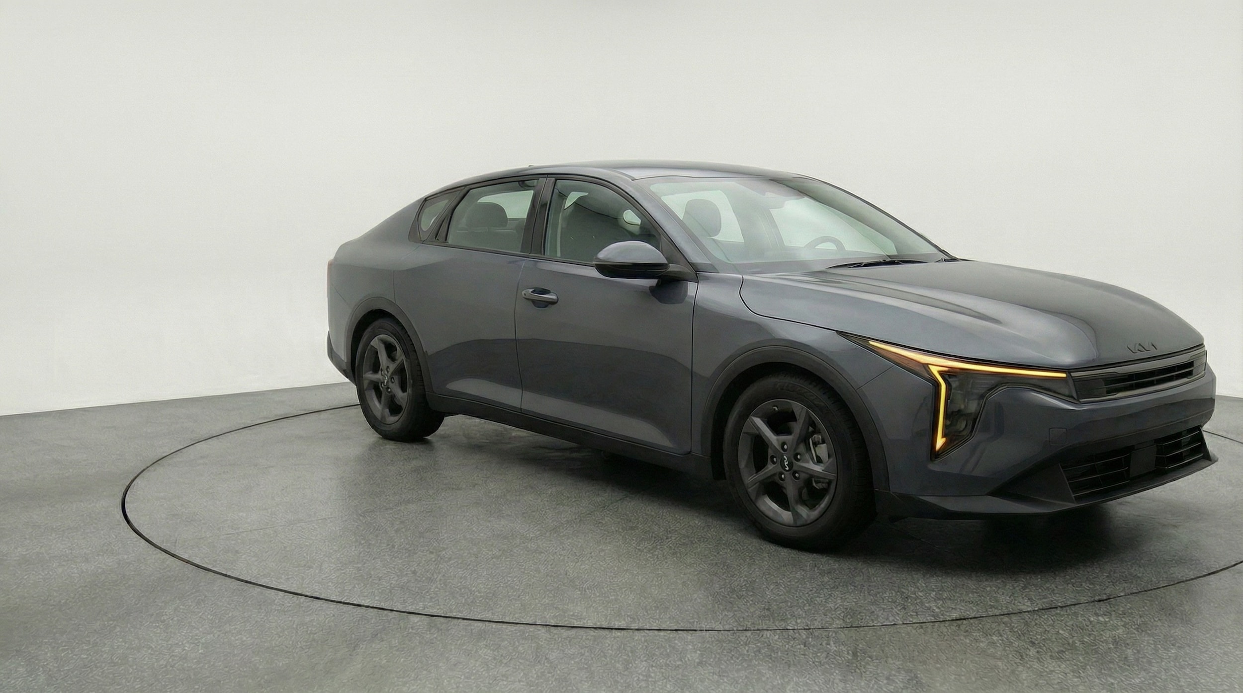 Thumbnail: 2025 Kia K4 - 1