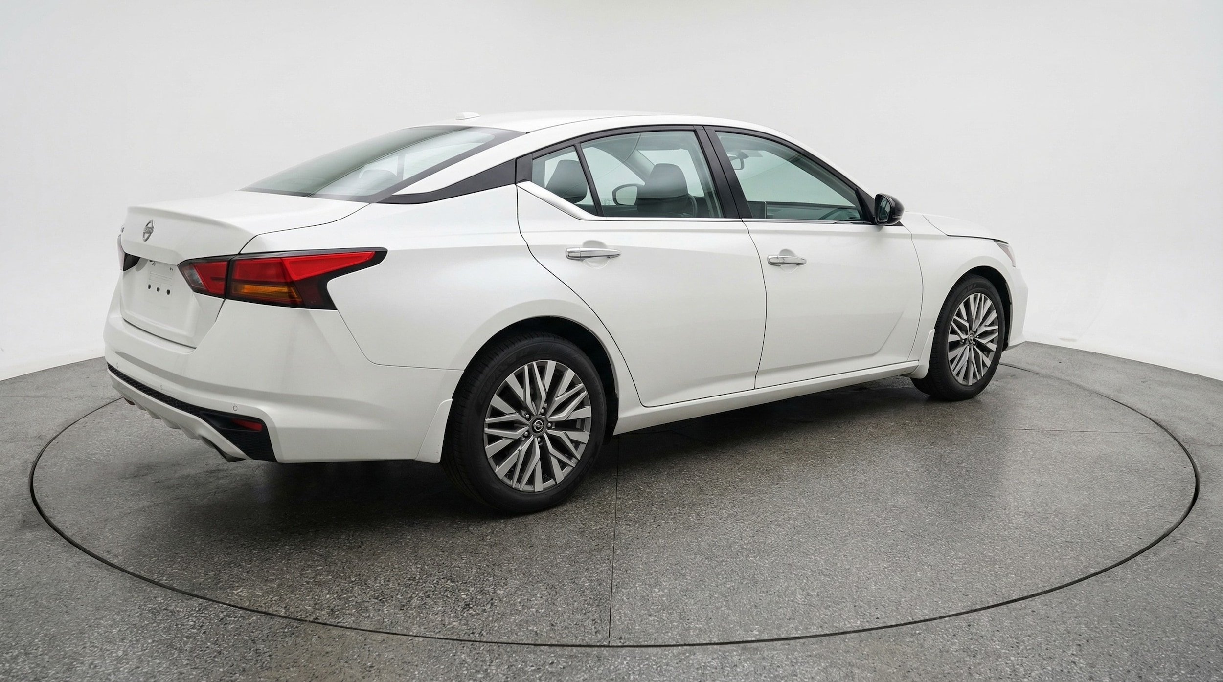 Thumbnail: 2025 Nissan Altima - 7