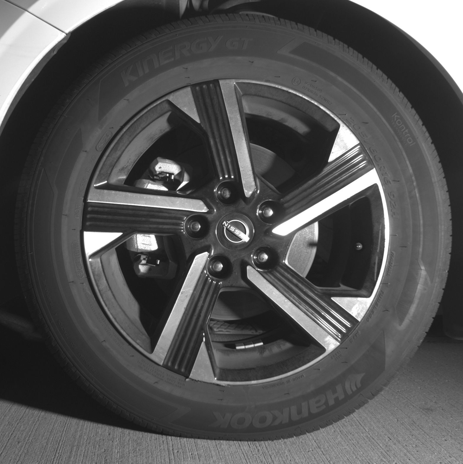 Thumbnail: 2025 Nissan Sentra - 9