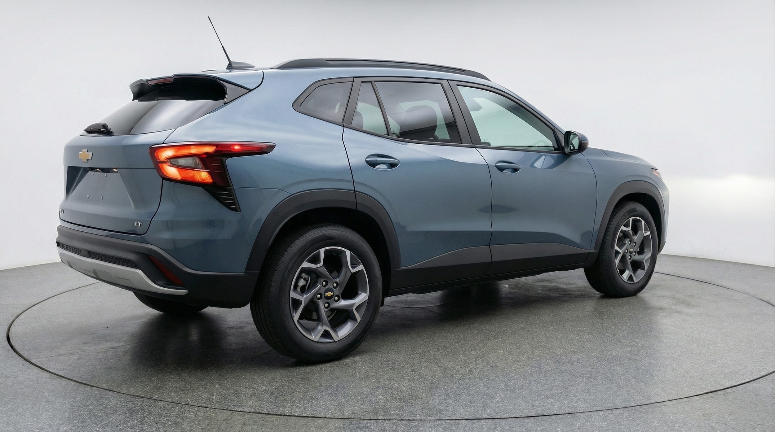 Thumbnail: 2025 Chevrolet Trax - 7