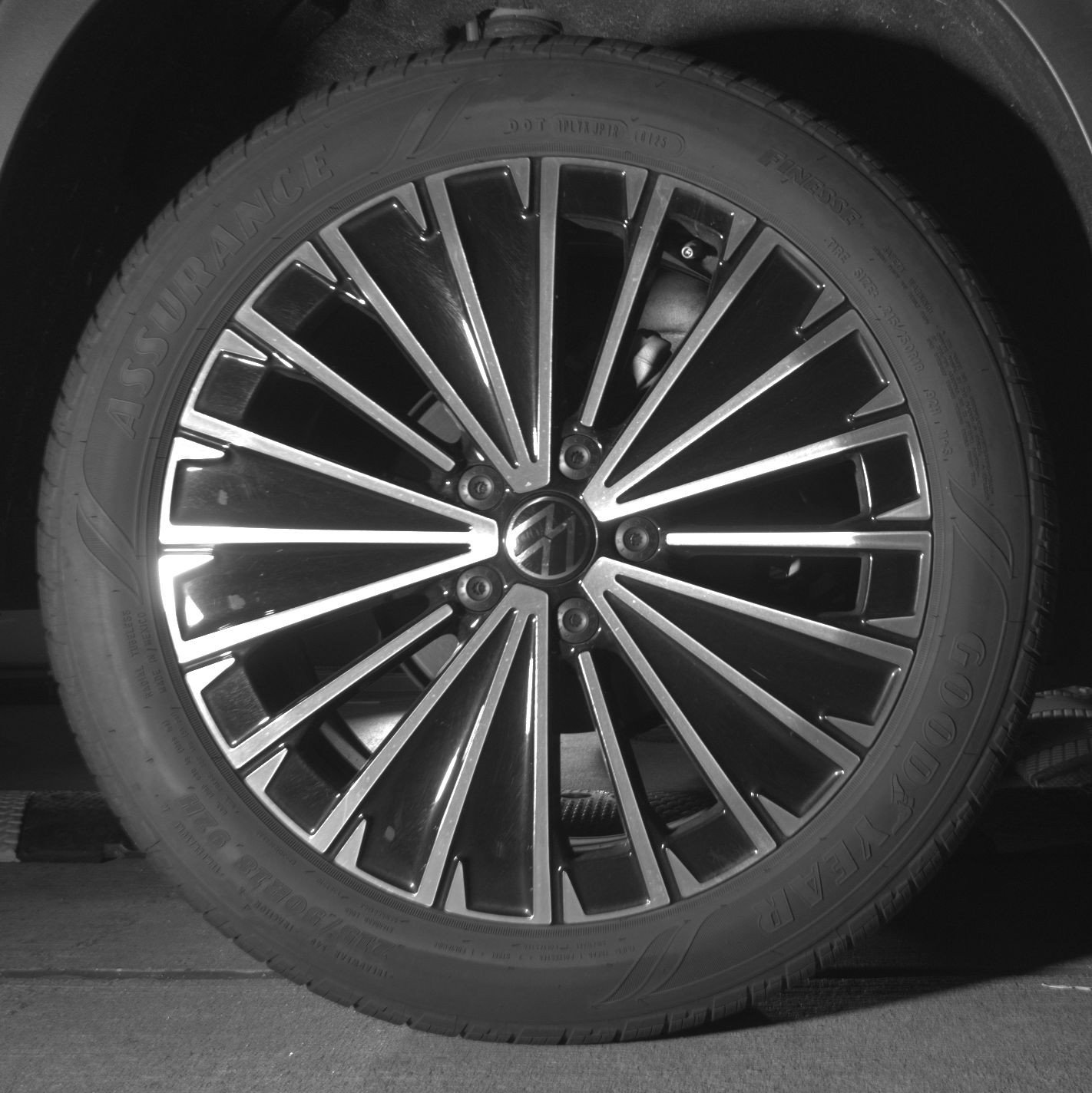Thumbnail: 2025 Volkswagen Taos - 15
