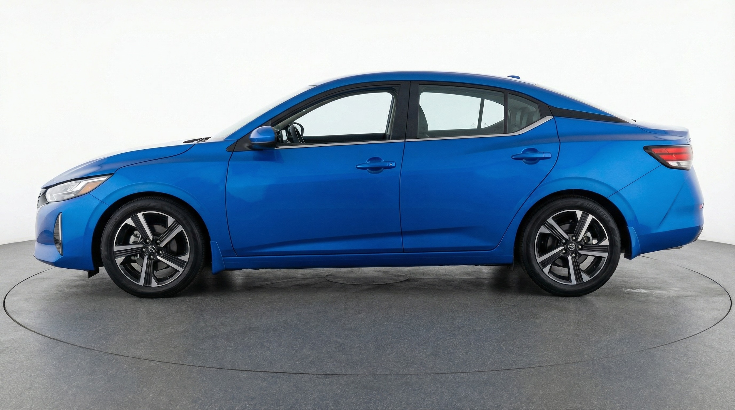 Thumbnail: 2025 Nissan Sentra - 4