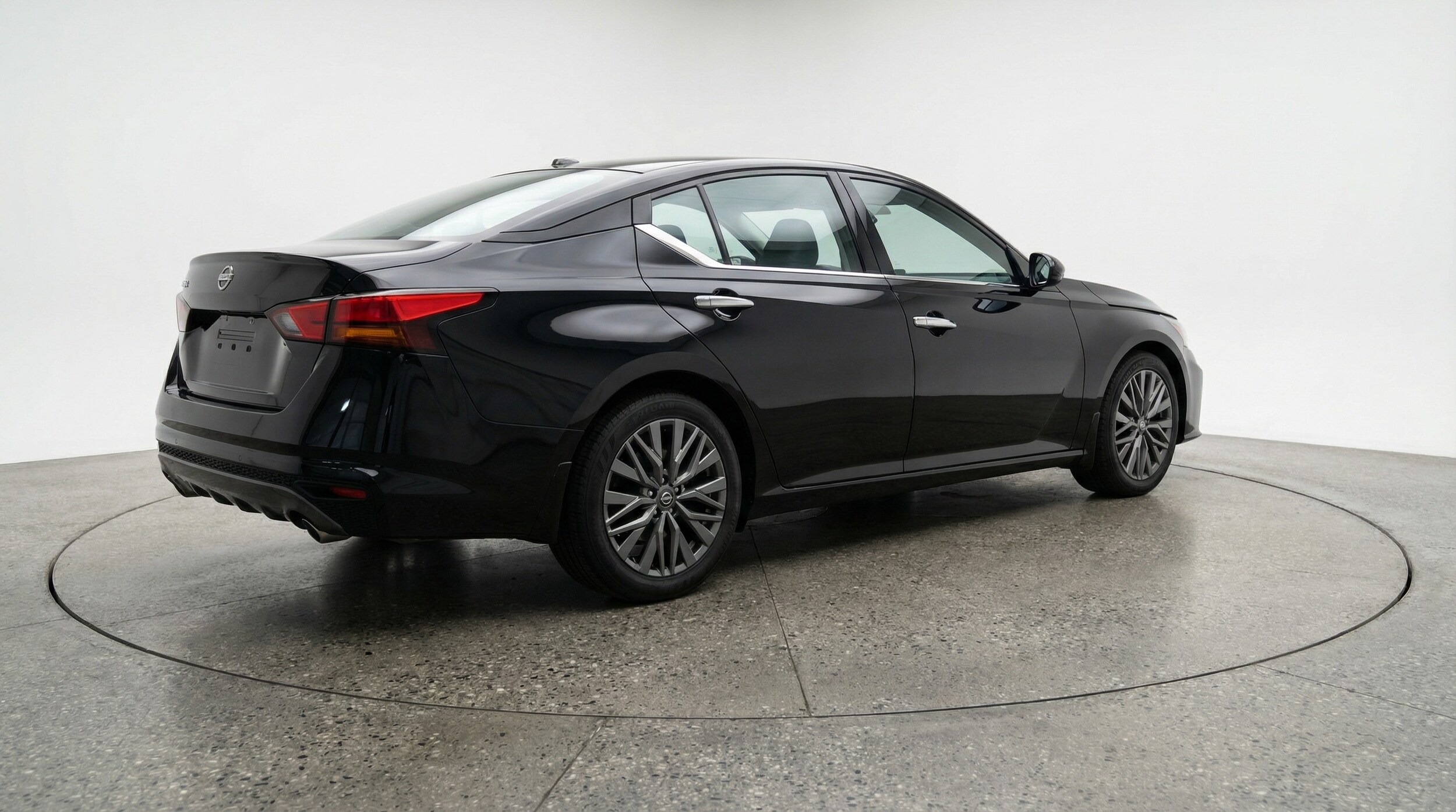 Thumbnail: 2025 Nissan Altima - 7