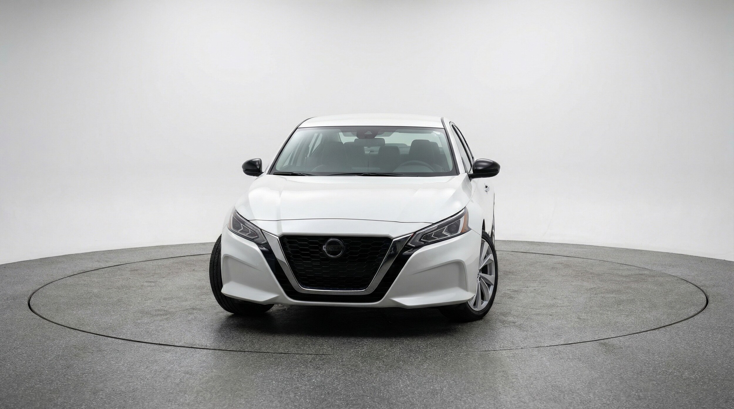 Thumbnail: 2025 Nissan Altima - 2