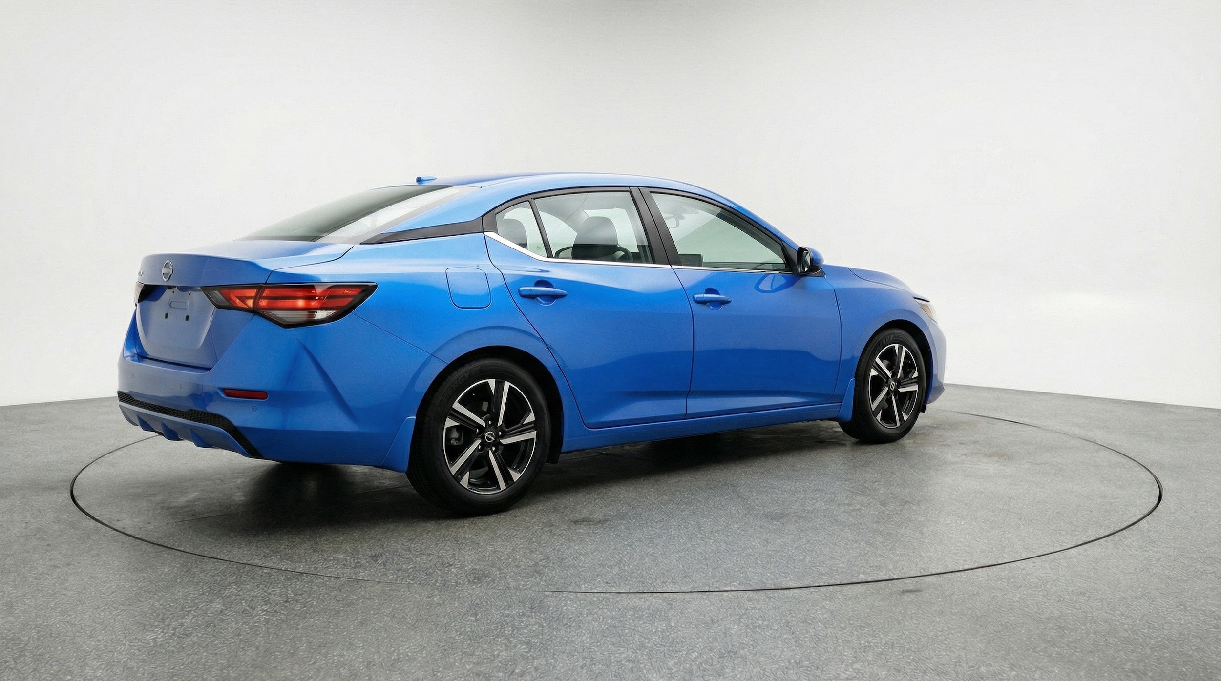 Thumbnail: 2025 Nissan Sentra - 9