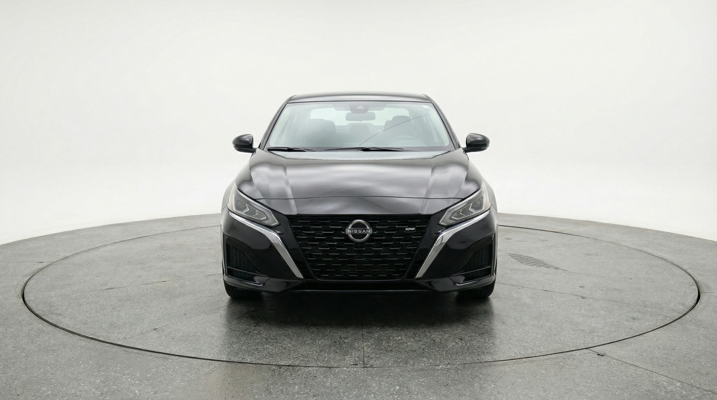 Thumbnail: 2025 Nissan Altima - 2