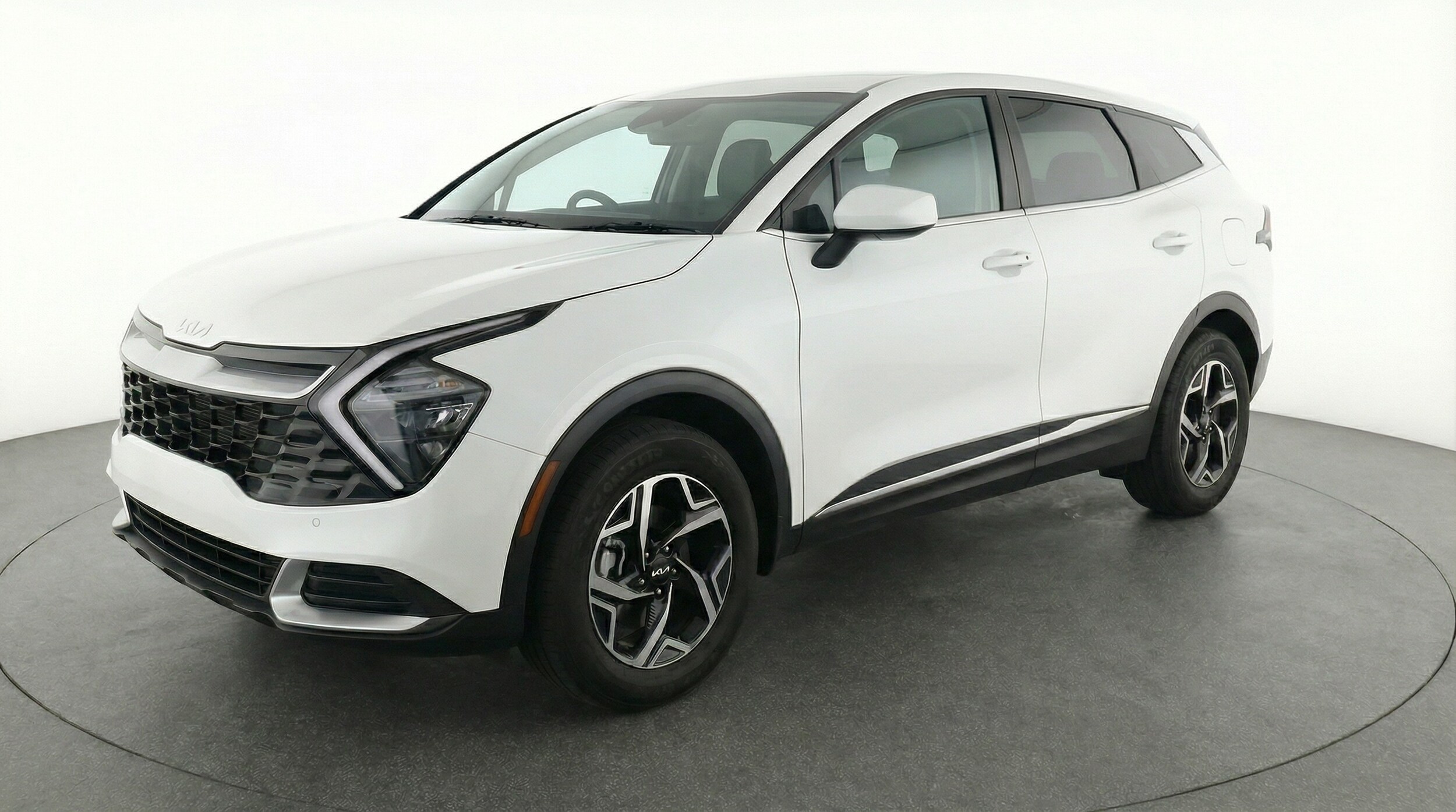 Thumbnail: 2025 Kia Sportage - 3