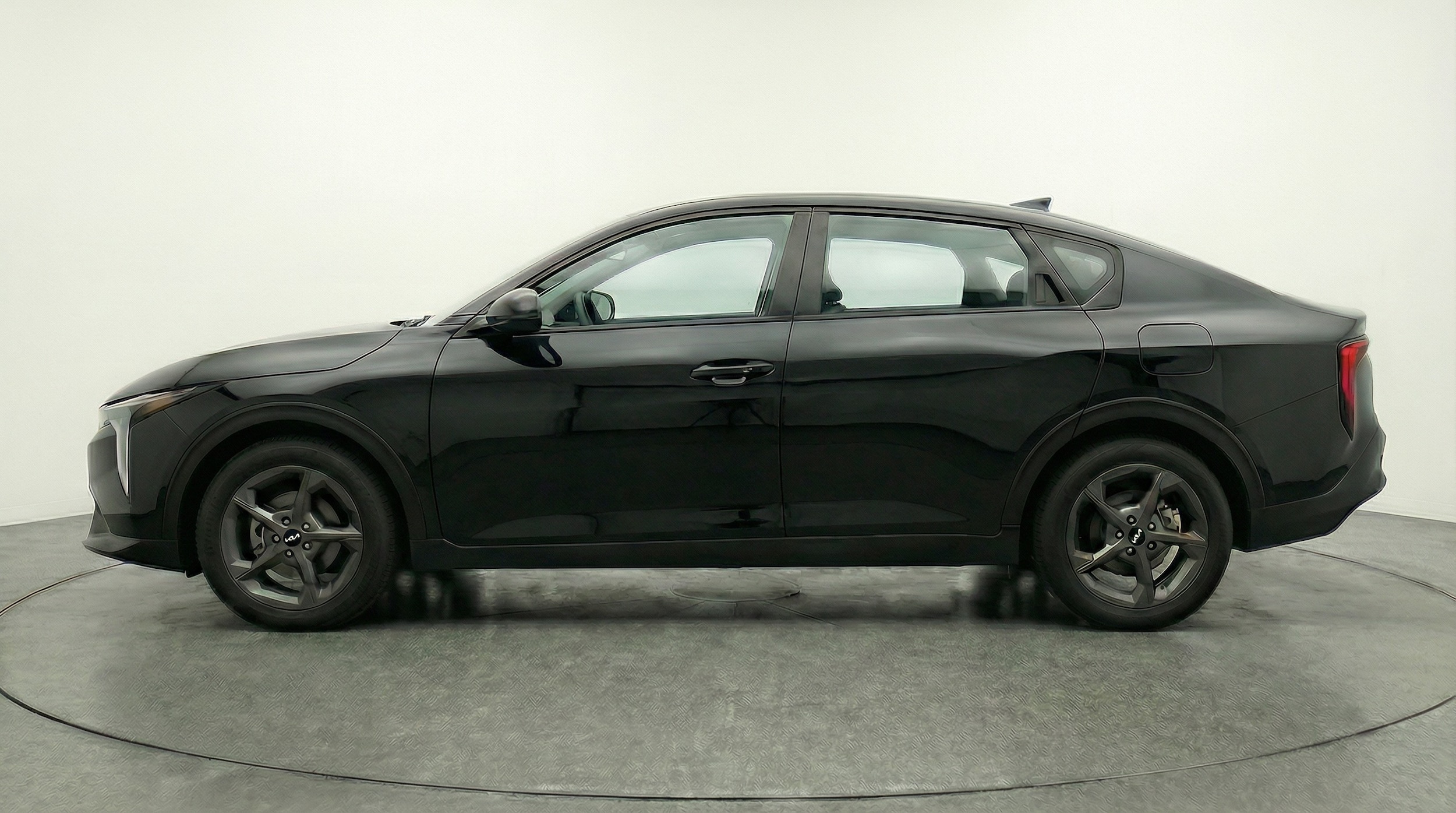 Thumbnail: 2025 Kia K4 - 4