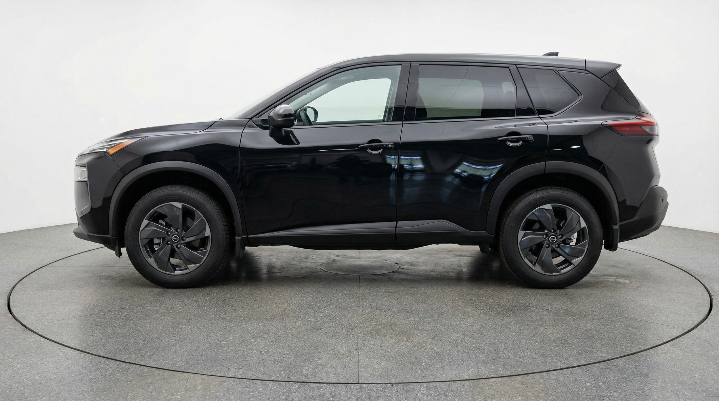 Thumbnail: 2025 Nissan Rogue - 4