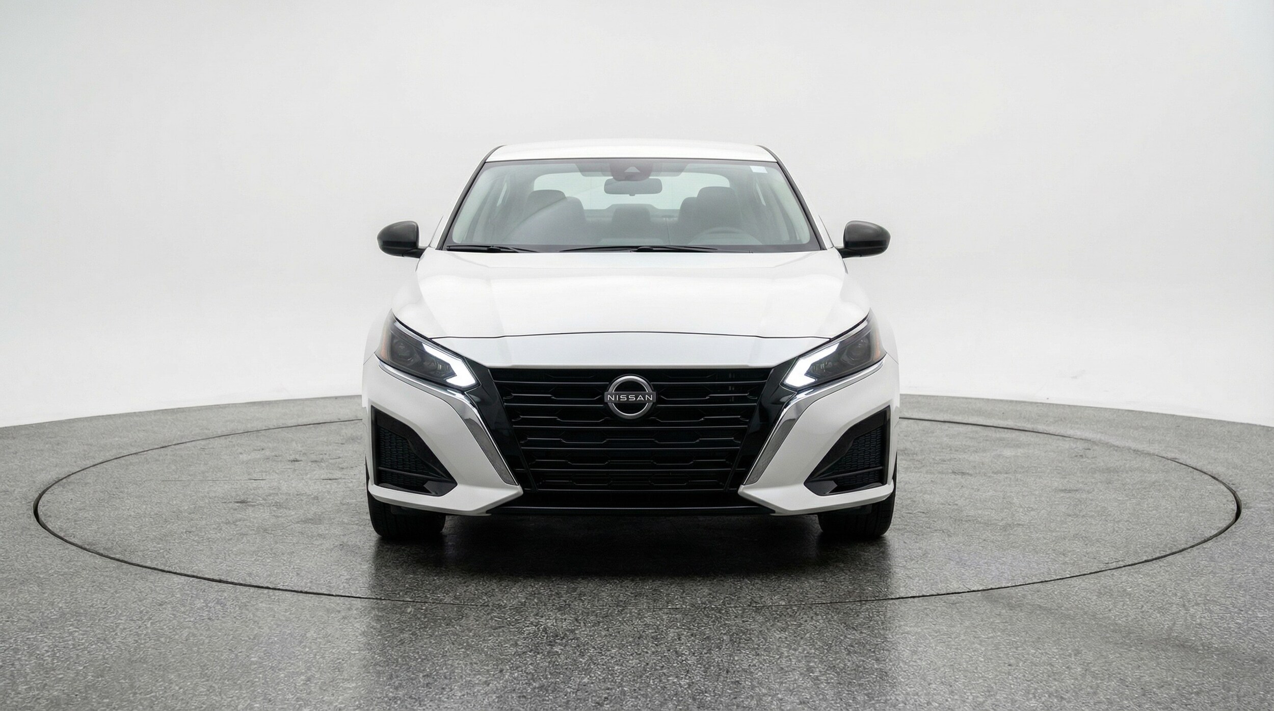 Thumbnail: 2025 Nissan Altima - 2