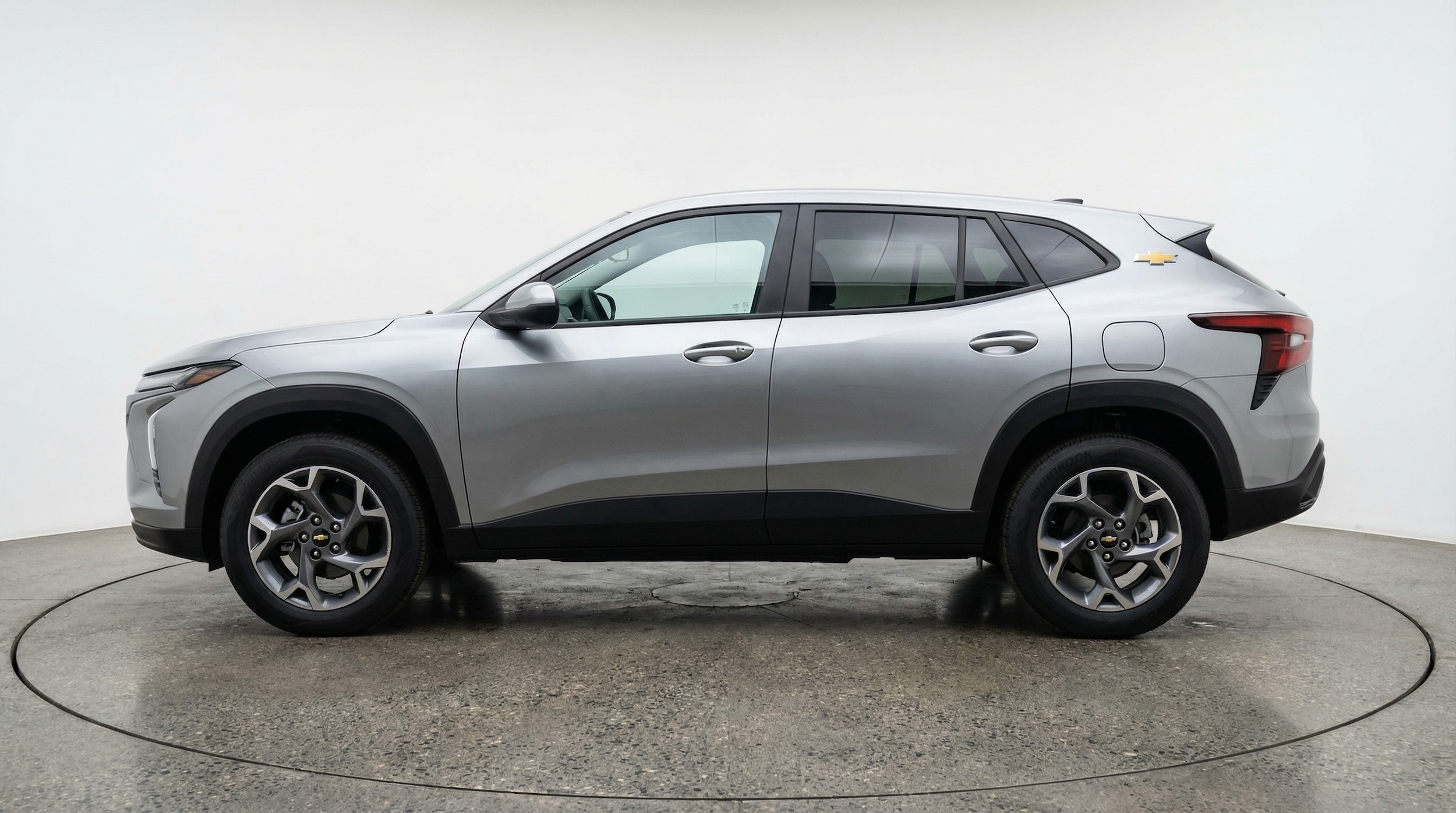 Thumbnail: 2025 Chevrolet Trax - 4