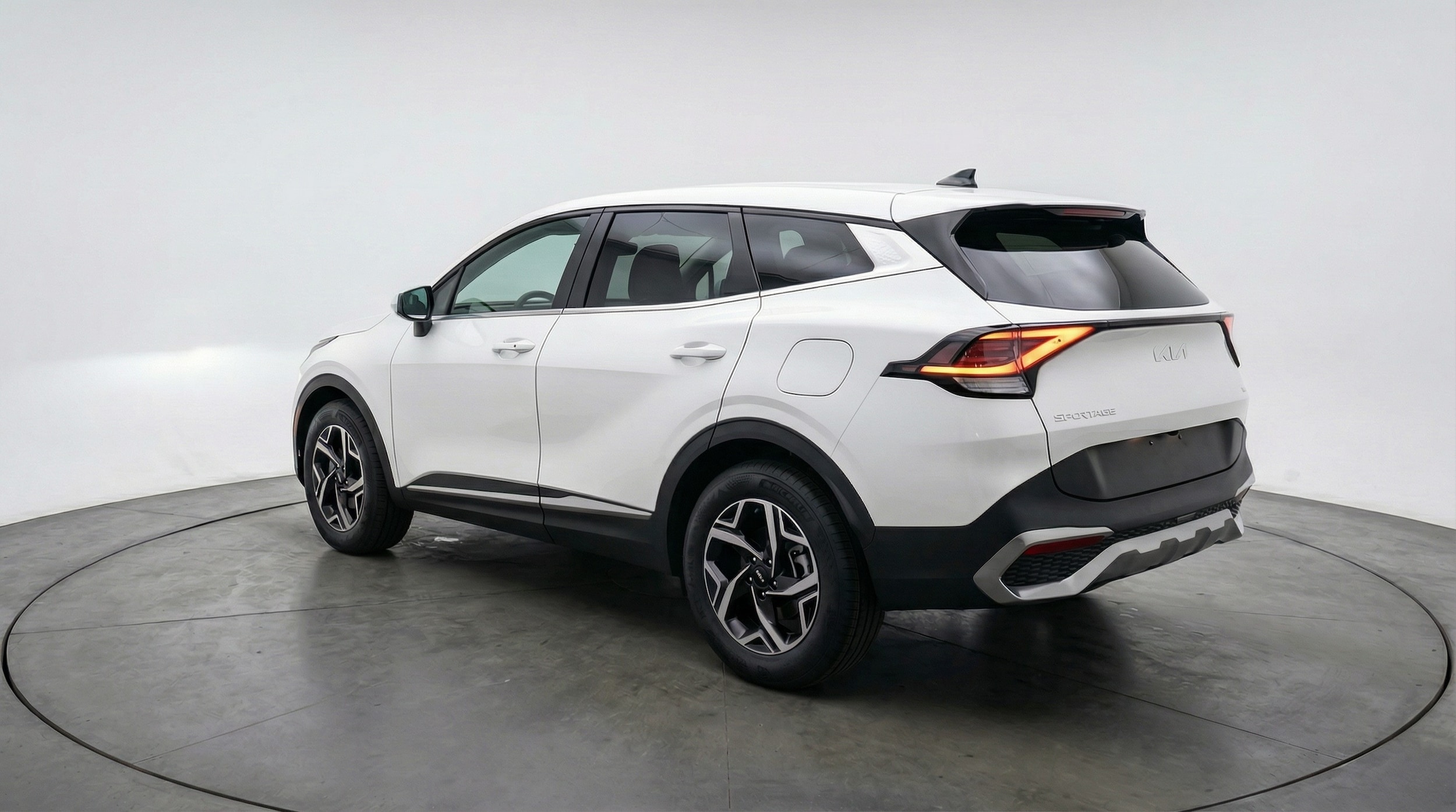 Thumbnail: 2025 Kia Sportage - 5