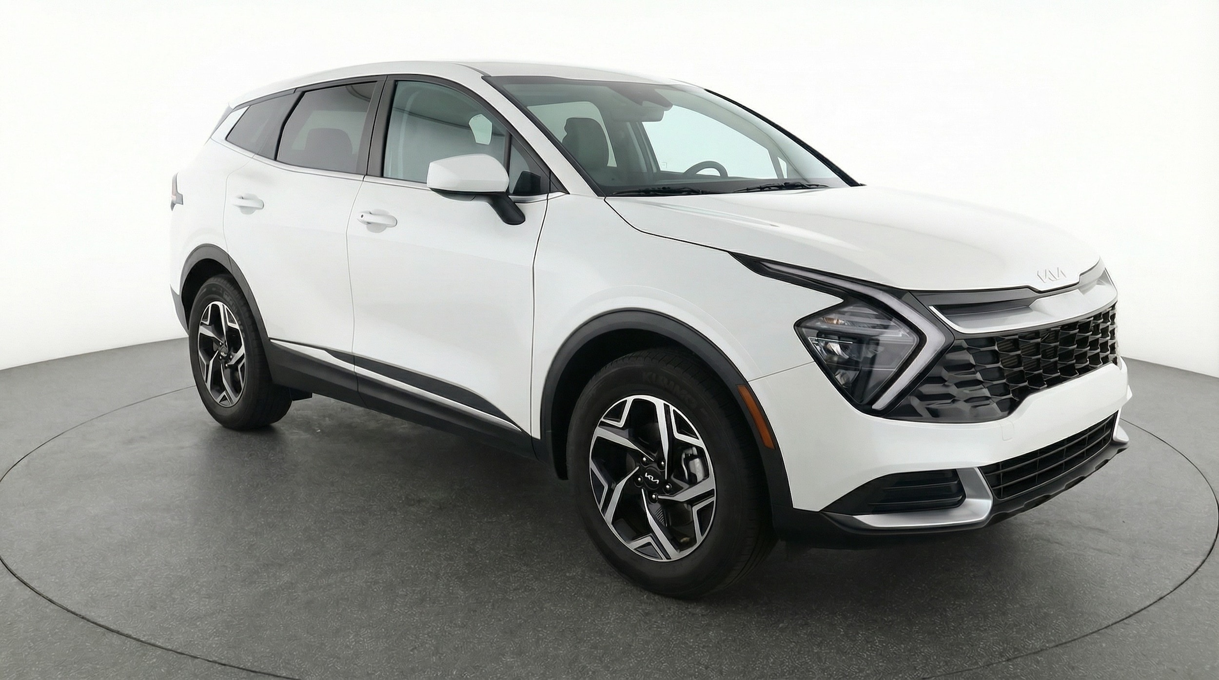 Thumbnail: 2025 Kia Sportage - 1