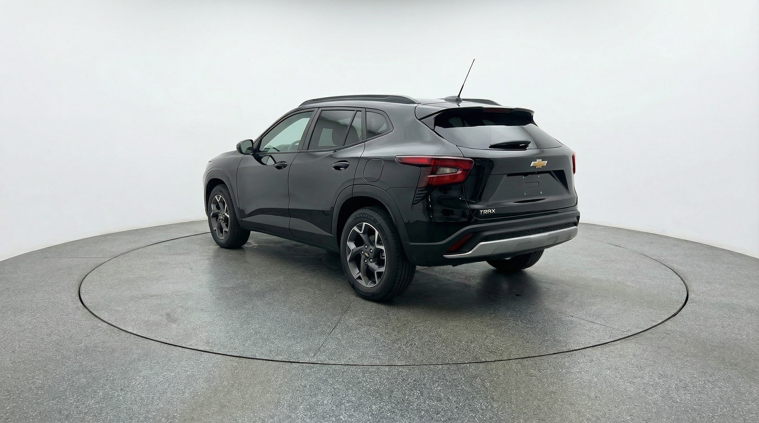 Thumbnail: 2025 Chevrolet Trax - 5